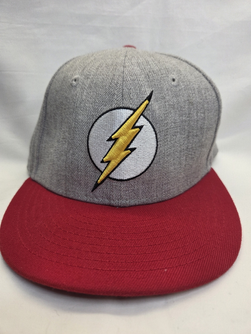 DC Comics Flash Youth Size Hat NEW